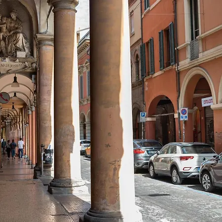 Nel Cuore Di - Casa Boss Bologna